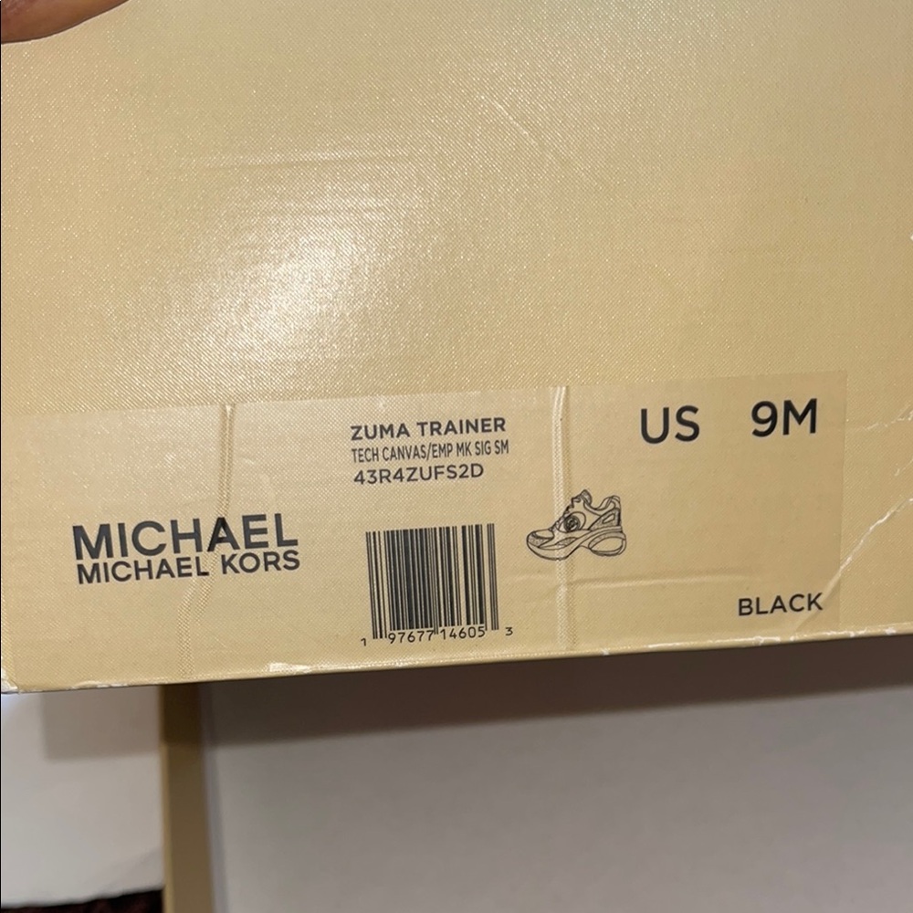 Michael Kors Zuma Empire Signature Logo and Mesh Trainer - Picture 2 of 9
